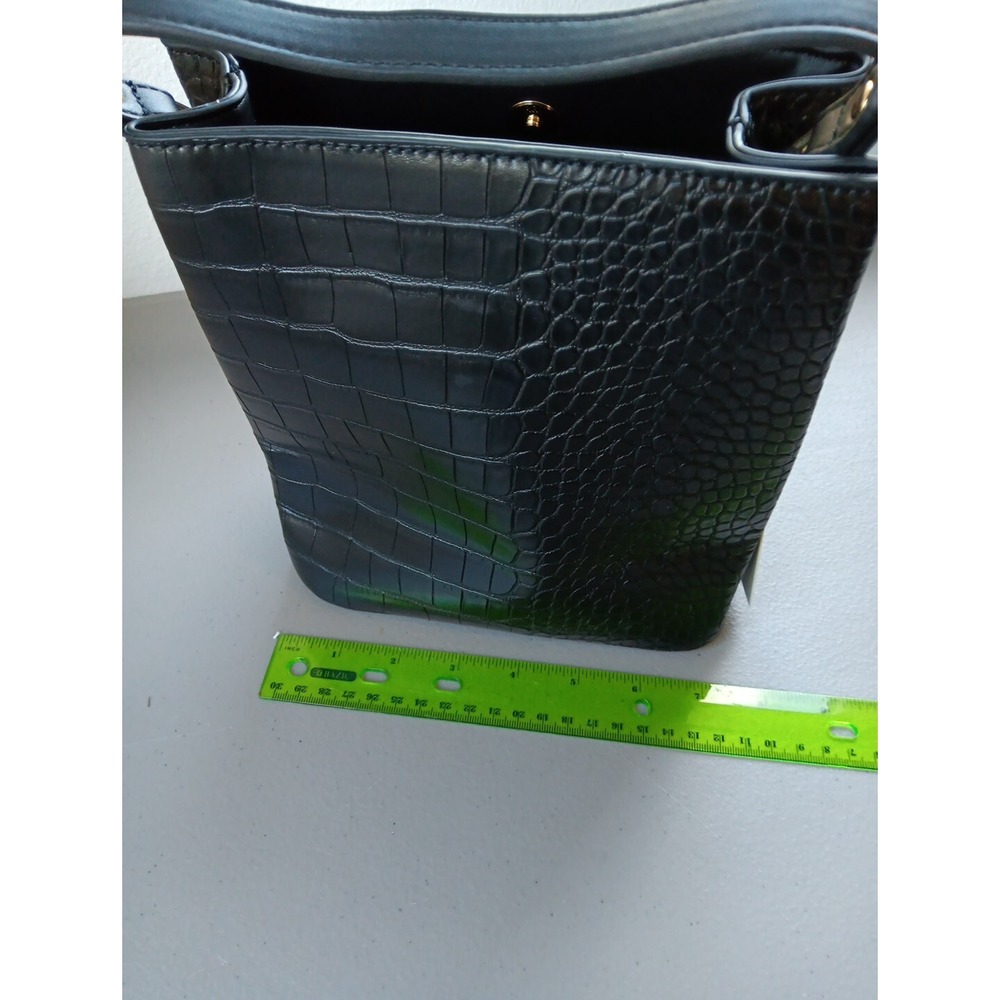 AOT Crossbody Handbag Bucket Purse  NEW Black Alligator Vegan Capsule Minimalist - Picture 7 of 9